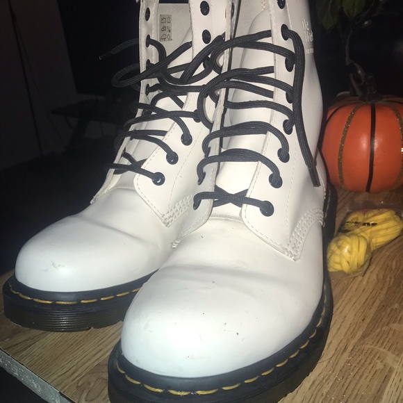 doc martens size 10
